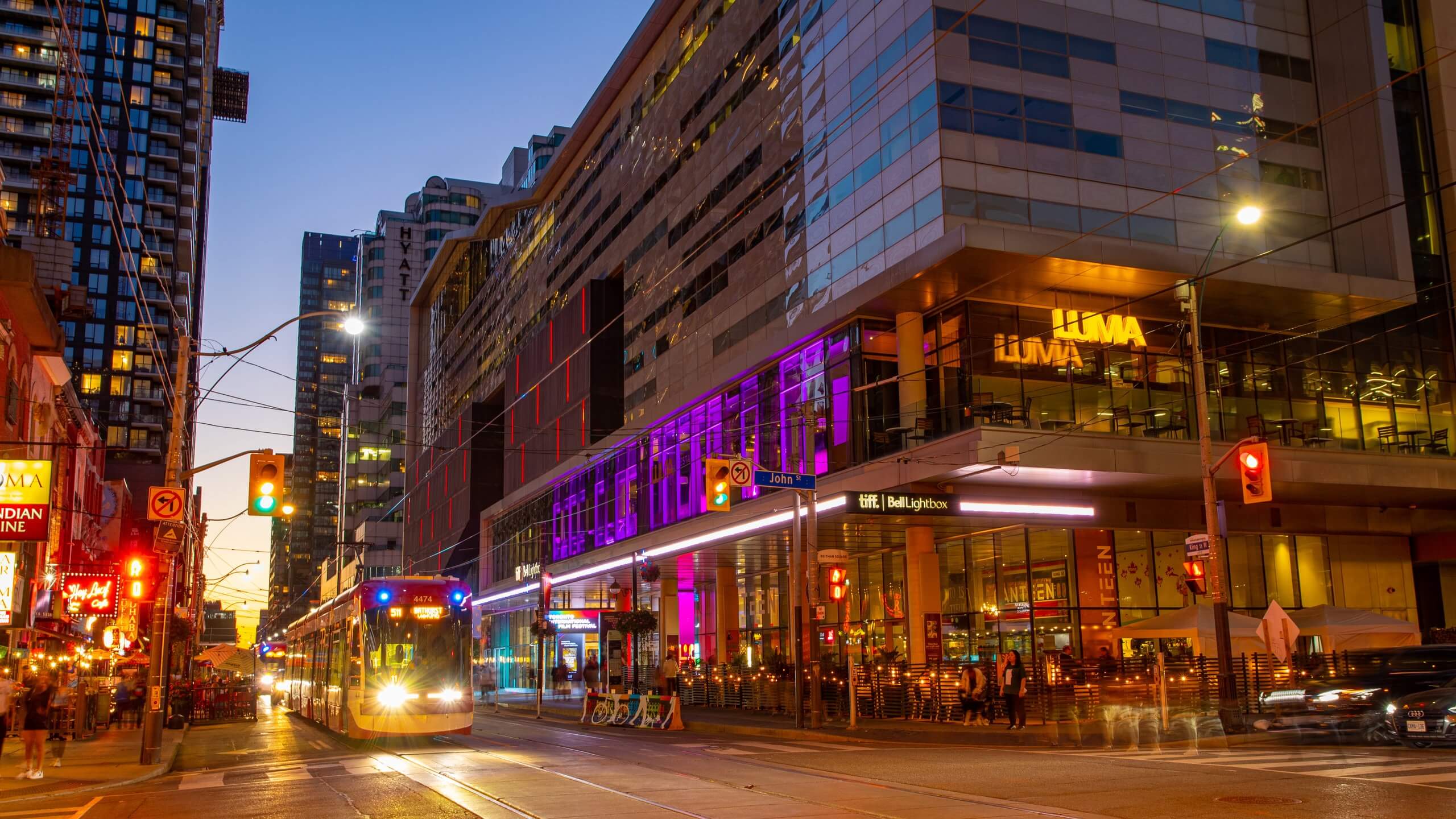 Beautiful Entertainment District neighborhood in Toronto